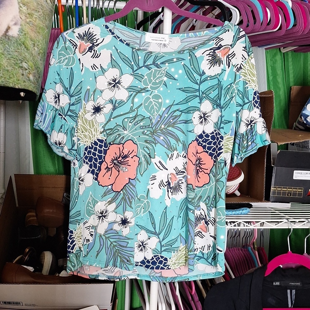BLUE SHIMMERING BLOUSE WITH RUFFLE HEM SLEEVES SIZE SMALL